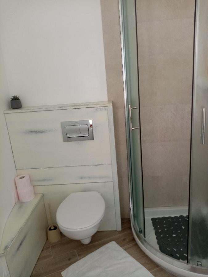 Rooms Serafin 莫托文 外观 照片
