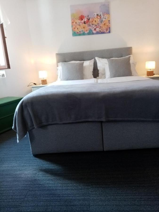 Rooms Serafin 莫托文 外观 照片
